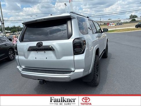 Used 2023 Toyota 4Runner TRD Off-Road AWD/4WD image 10