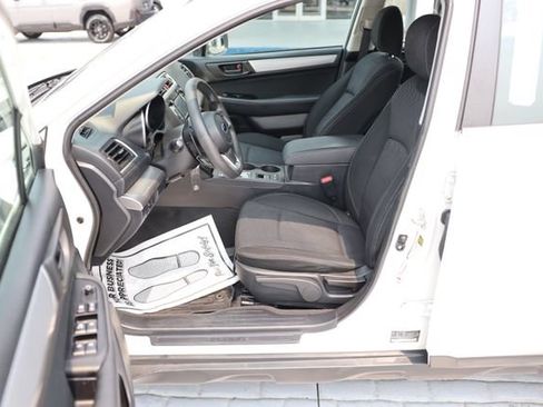 Used 2018 Subaru Outback 2.5i w/ Popular Package #1 AWD/4WD image 12