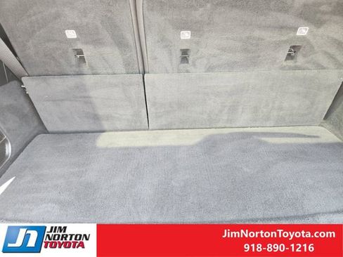 Used 2022 Jeep Grand Wagoneer Series II image 33