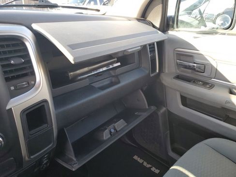 Used 2014 RAM 2500 SLT image 23