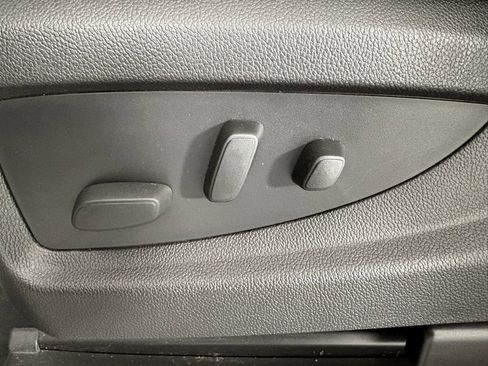 Used 2017 GMC Sierra 1500 SLT w/ SLT Premium Package image 12