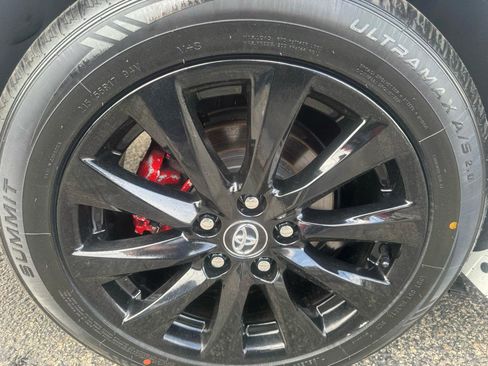 Used 2019 Toyota Camry XSE w/ Navigation Package FWD image 46