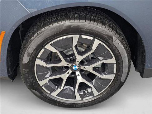 Used 2025 BMW X3 xDrive30i w/ Premium Package image 9