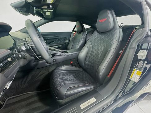 Used 2024 Aston Martin DB12 Coupe RWD image 20