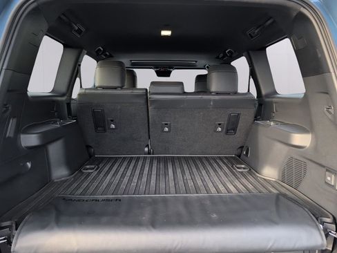 Used 2024 Toyota Land Cruiser image 10