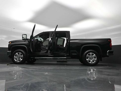 Used 2020 Chevrolet Silverado 2500 LTZ w/ LTZ Plus Package AWD/4WD image 30