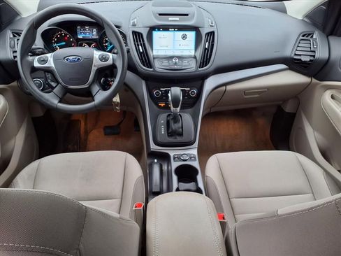 Used 2016 Ford Escape SE w/ Equipment Group 201A image 12