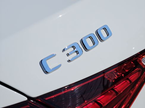Used 2024 Mercedes-Benz C 300 Sedan image 32