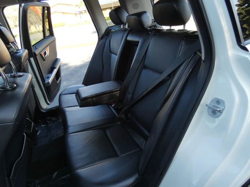 Used 2012 Mercedes-Benz GLK 350 2WD image 54