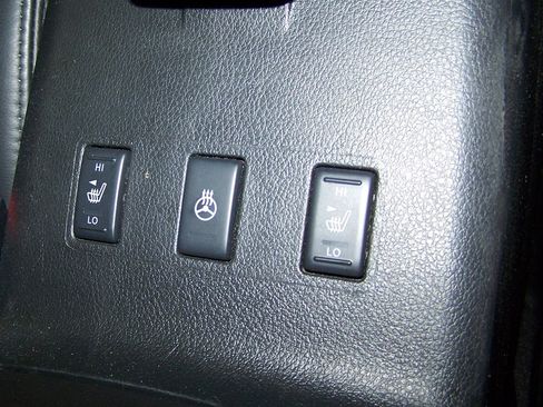 Used 2008 Nissan Maxima 3.5 SL w/ Platinum Edition Pkg FWD image 11
