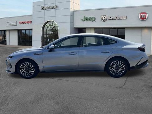Used 2025 Hyundai Sonata SEL FWD image 4