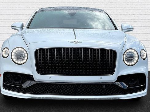Used 2021 Bentley Flying Spur W12 AWD/4WD image 2