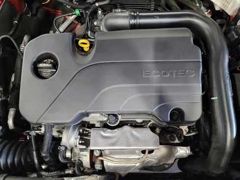 Used 2024 Chevrolet Malibu LT FWD image 30