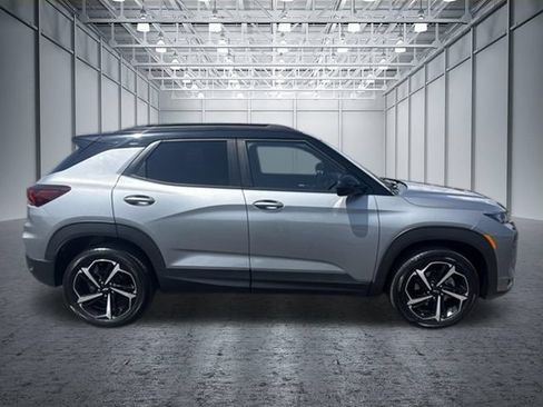 Used 2023 Chevrolet TrailBlazer RS w/ Convenience Package AWD/4WD image 6