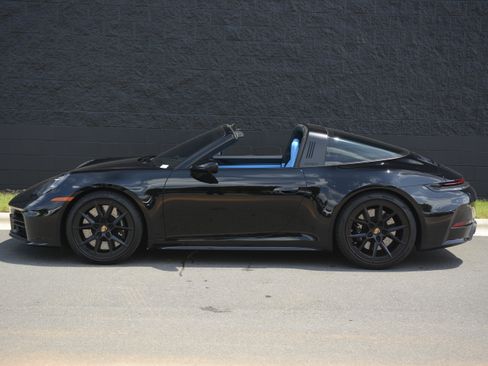 Certified 2026 Porsche 911 Targa 4S AWD/4WD image 2