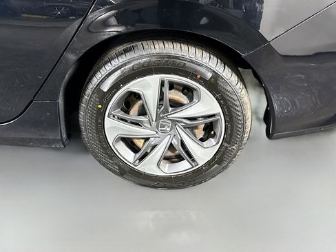 Used 2021 Honda Civic LX image 36