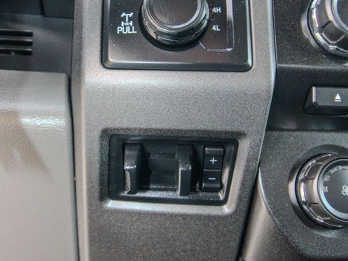 Used 2017 Ford F350 XL image 26