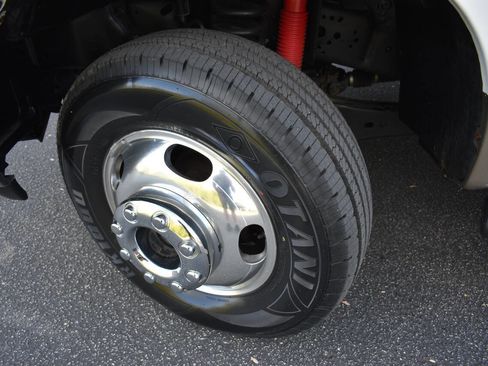 Used 2006 Ford F350 Lariat image 46