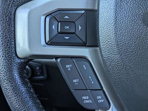 Used 2016 Ford F150 Lariat w/ Equipment Group 502A Luxury AWD/4WD image 6