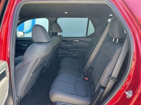 Used 2024 Honda Pilot Sport image 9