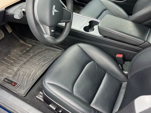 Used 2021 Tesla Model 3 Standard Range Plus RWD image 5