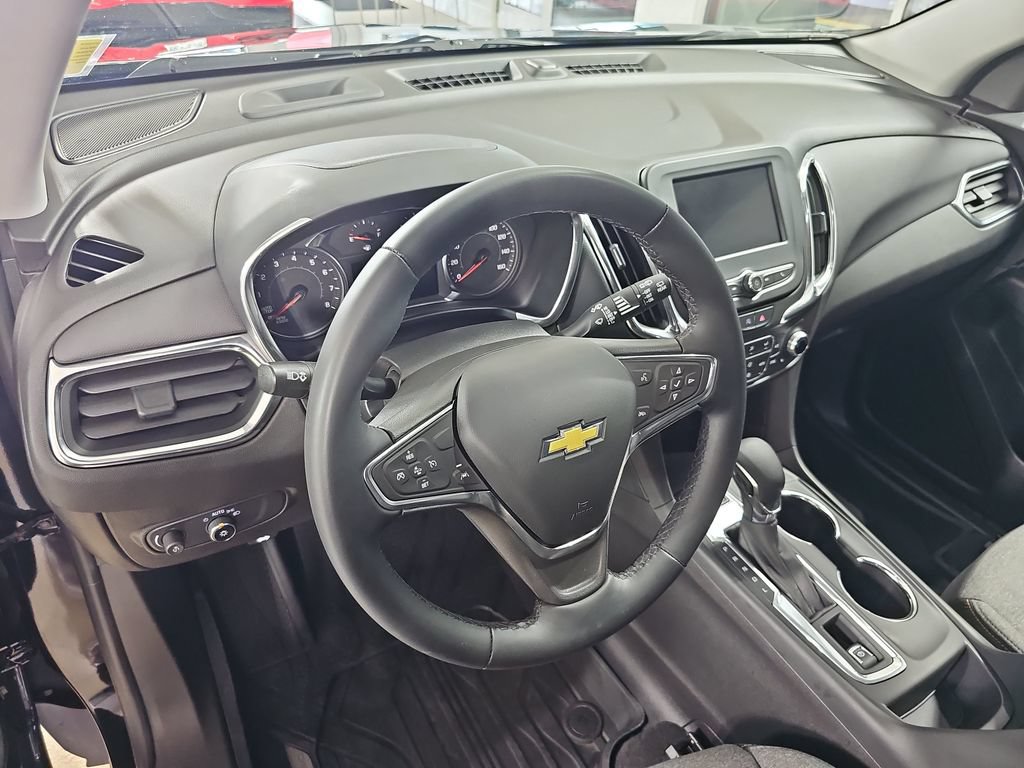 Certified 2024 Chevrolet Equinox LT w/ LPO, Floor Liner Package AWD/4WD image 21