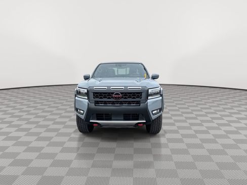 Certified 2025 Nissan Frontier PRO-4X w/ Pro Premium Package AWD/4WD image 4