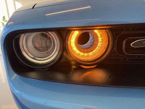 Used 2019 Dodge Challenger R/T Scat Pack w/ Shaker Package image 52