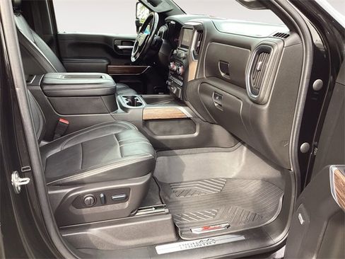 Used 2022 Chevrolet Silverado 2500 High Country w/ Z71 Off-Road Package image 15