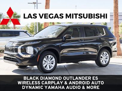 New 2025 Mitsubishi Outlander ES