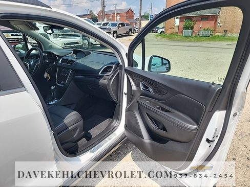 Used 2016 Buick Encore FWD image 30