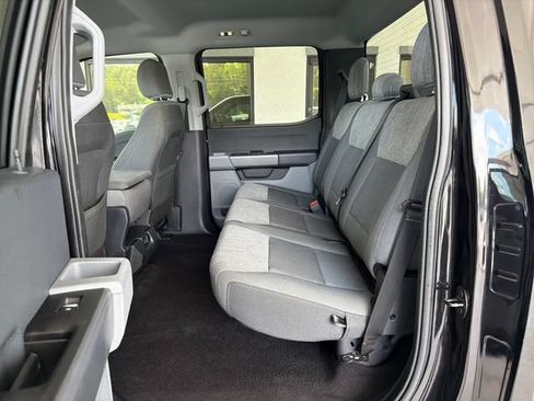Used 2021 Ford F150 XLT AWD/4WD image 11