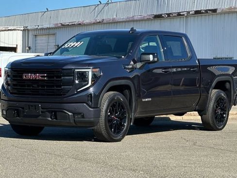 Used 2026 GMC Sierra 1500 Elevation w/ Preferred Package RWD image 8