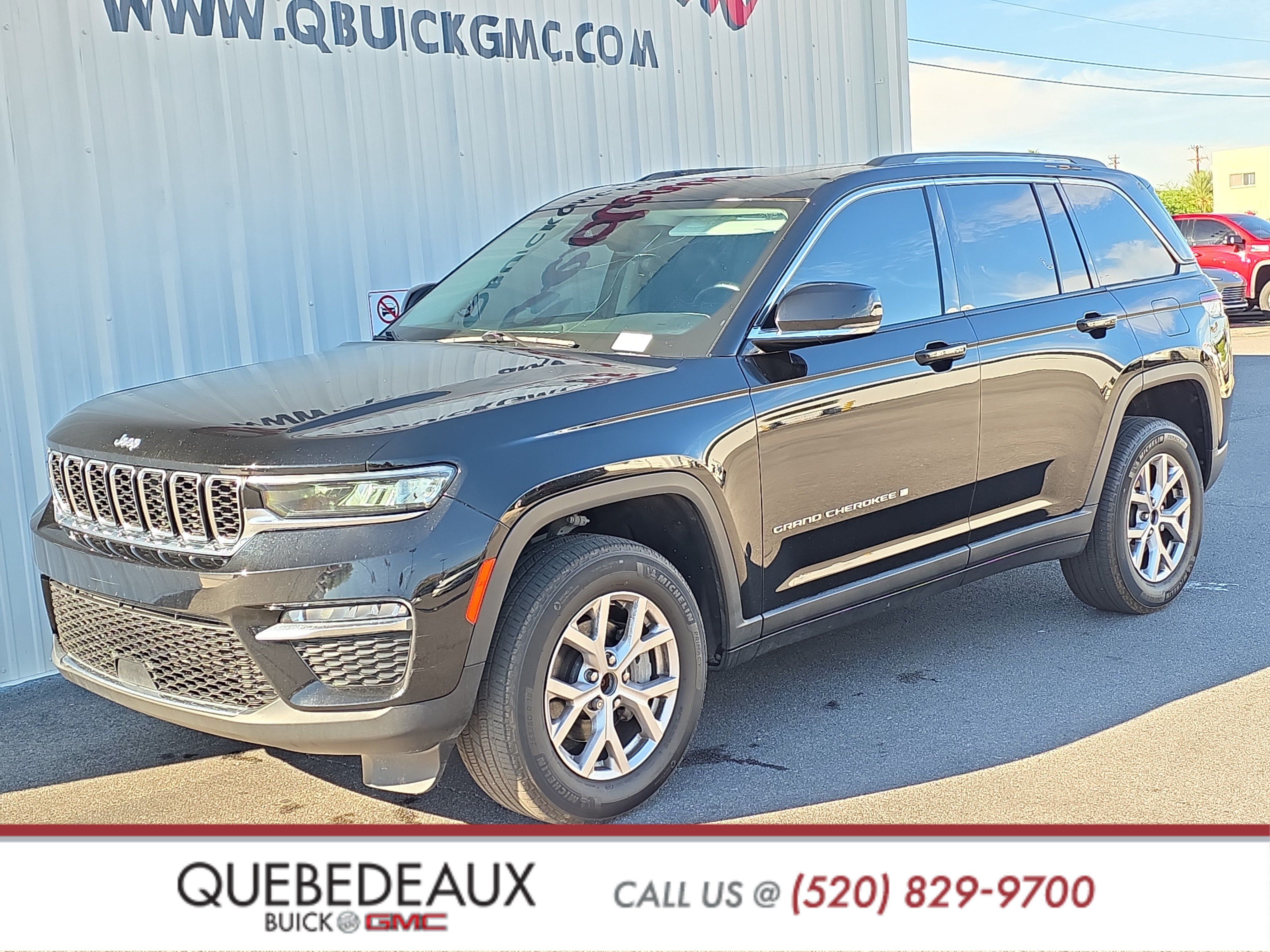 Used 2022 Jeep Grand Cherokee Limited AWD/4WD image 3