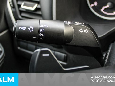 Used 2024 Nissan Rogue SV image 26