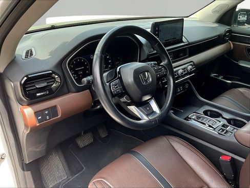 Used 2023 Honda Pilot Elite image 17