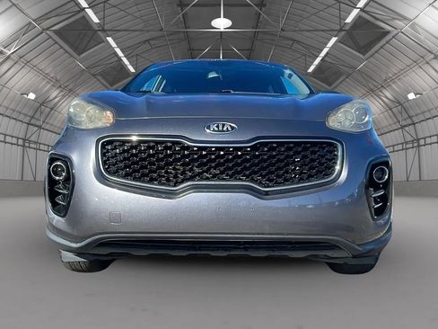 Used 2018 Kia Sportage LX AWD/4WD image 9