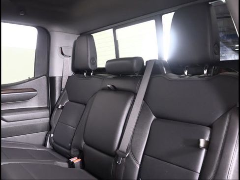 Used 2023 GMC Sierra 1500 SLT w/ SLT Premium Package RWD image 10