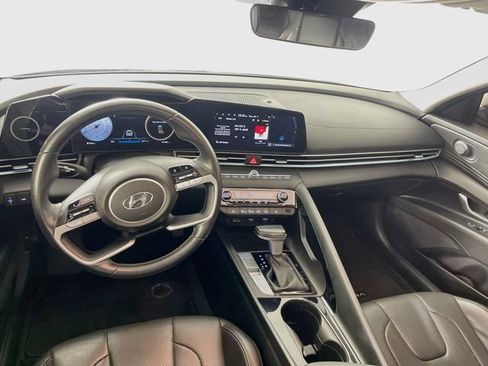 Used 2023 Hyundai Elantra Limited FWD image 26