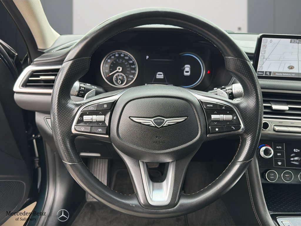 Used 2025 Genesis G70 2.5T RWD image 12