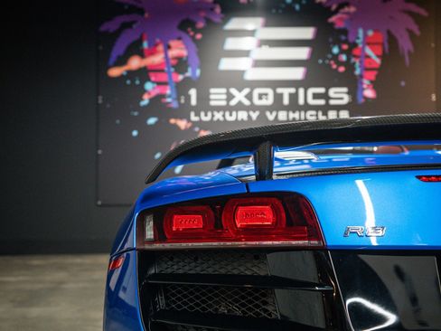 Used 2011 Audi R8 V10 image 17