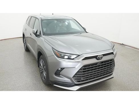 New 2026 Toyota Grand Highlander AWD Hybrid image 15