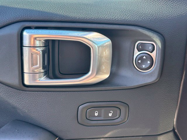New 2027 Jeep Wrangler Unlimited Sahara AWD/4WD image 16