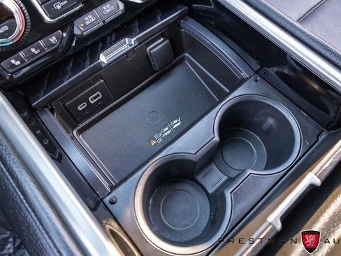 Used 2021 GMC Yukon XL Denali w/ Denali Premium Package image 43