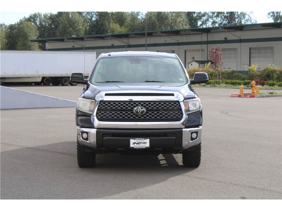 Used 2018 Toyota Tundra SR5 w/ SR5 Upgrade Package AWD/4WD image 5