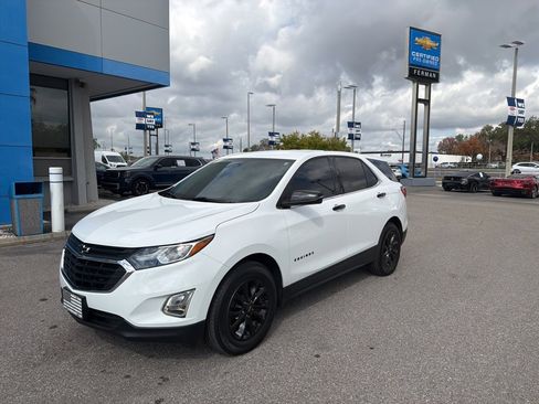 Used 2018 Chevrolet Equinox LT image 16
