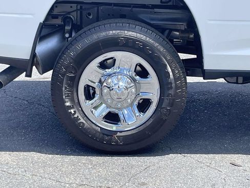 New 2026 RAM 2500 Tradesman w/ Chrome Appearance Group AWD/4WD image 13