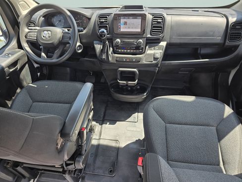 Used 2025 RAM ProMaster 2500 FWD image 54