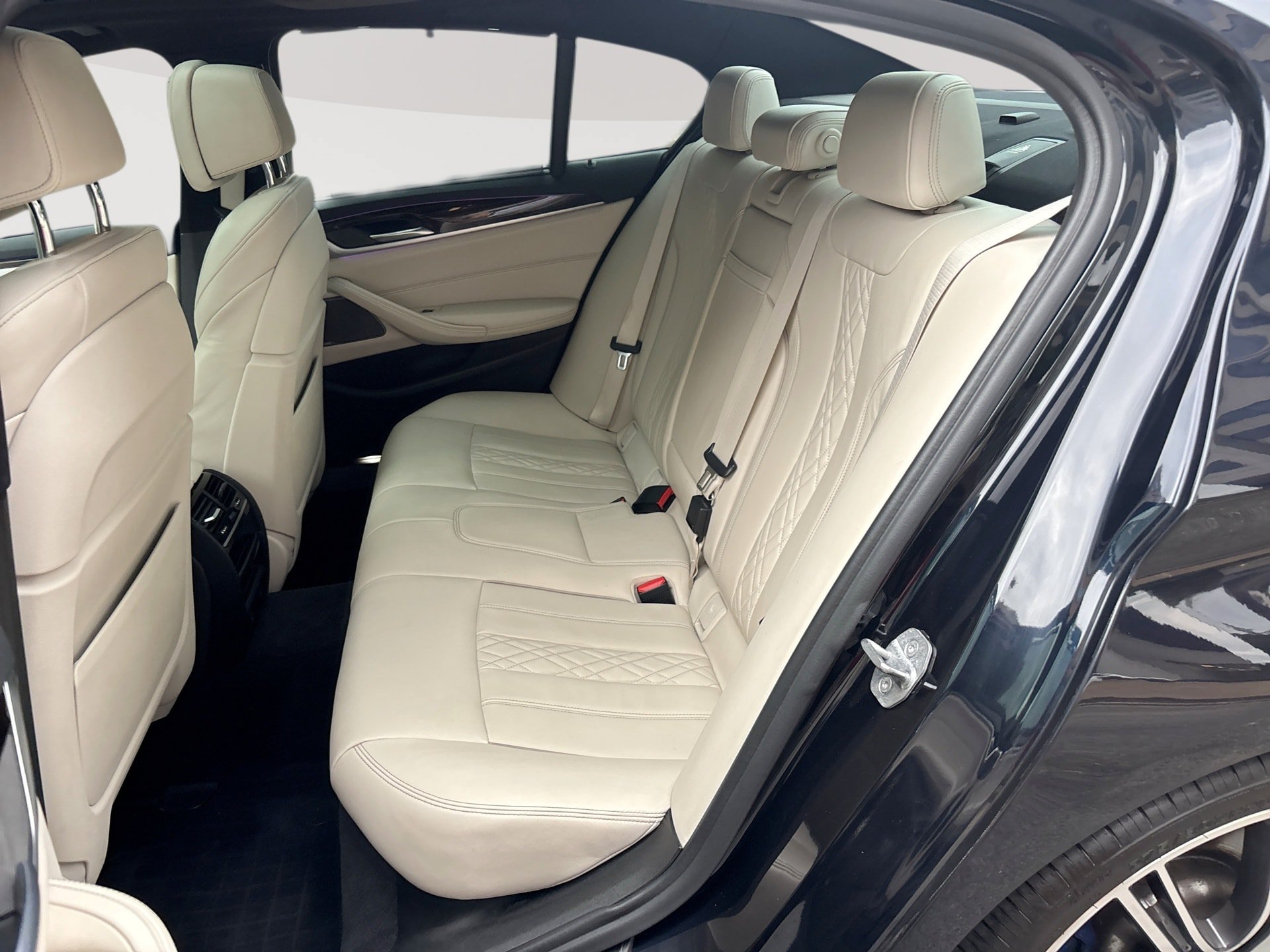 Used 2019 BMW 540i RWD image 26