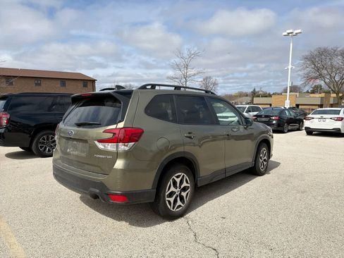 Certified 2024 Subaru Forester Premium image 5